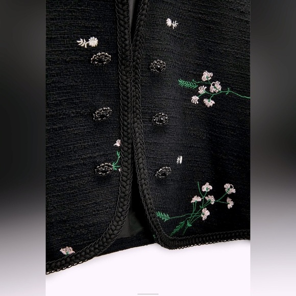 Floral Embroidered Black Short Jacket - NWT - Picture 5 of 7